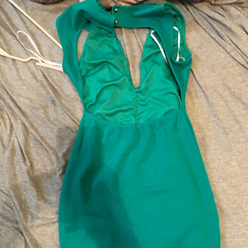 Dress - Picture 3 of 3